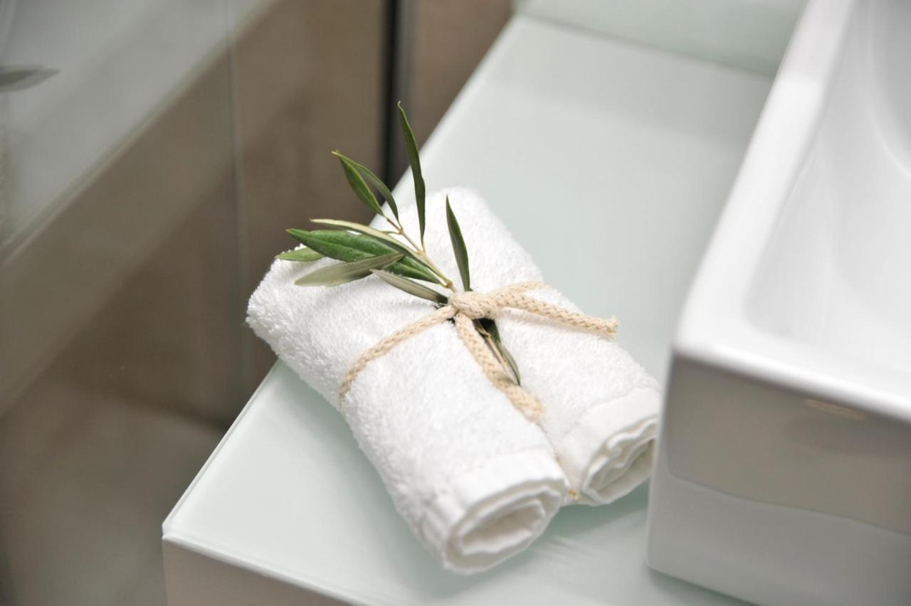 Hotel Platinum And Atena