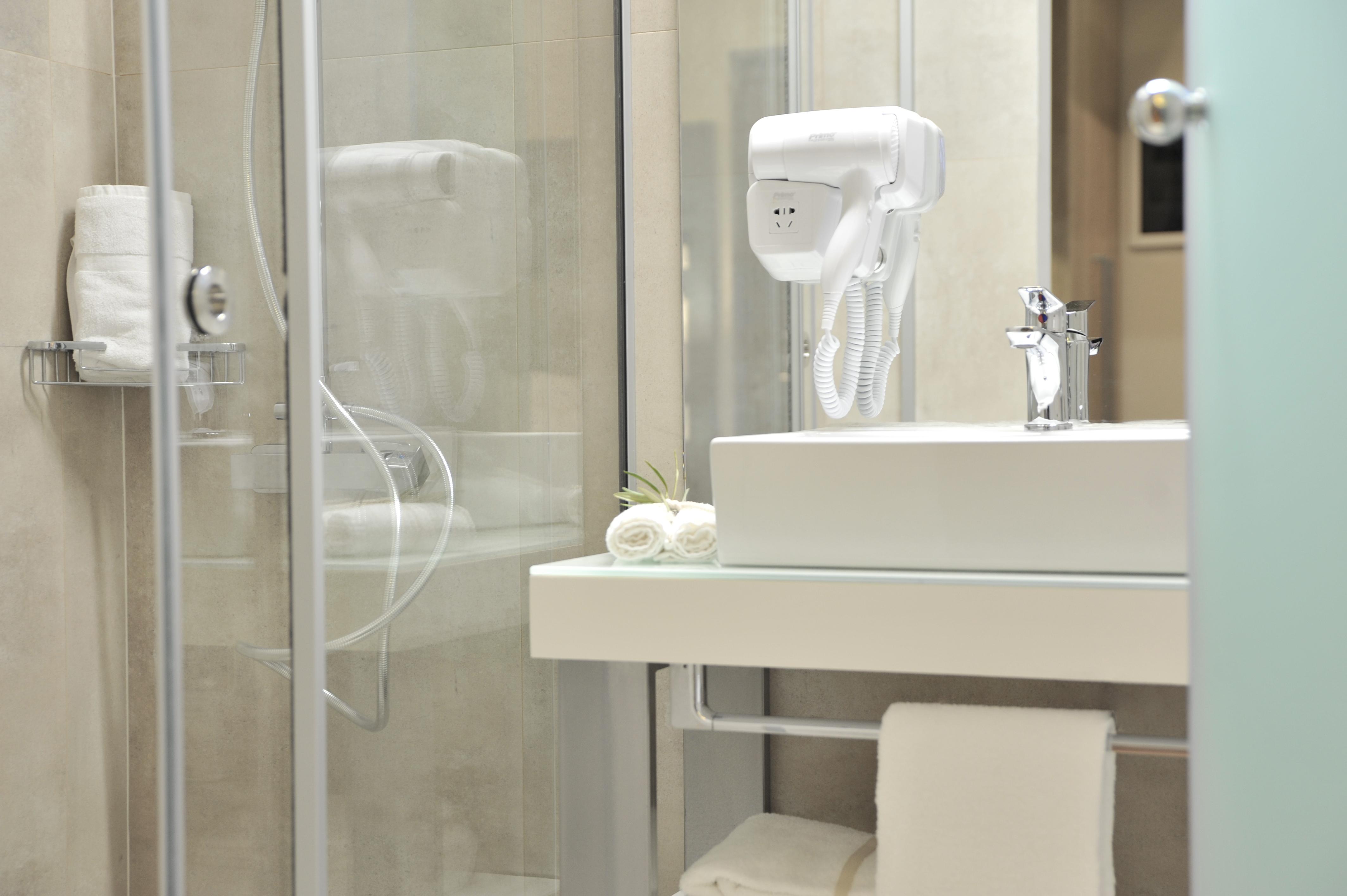 Otel Platinum And