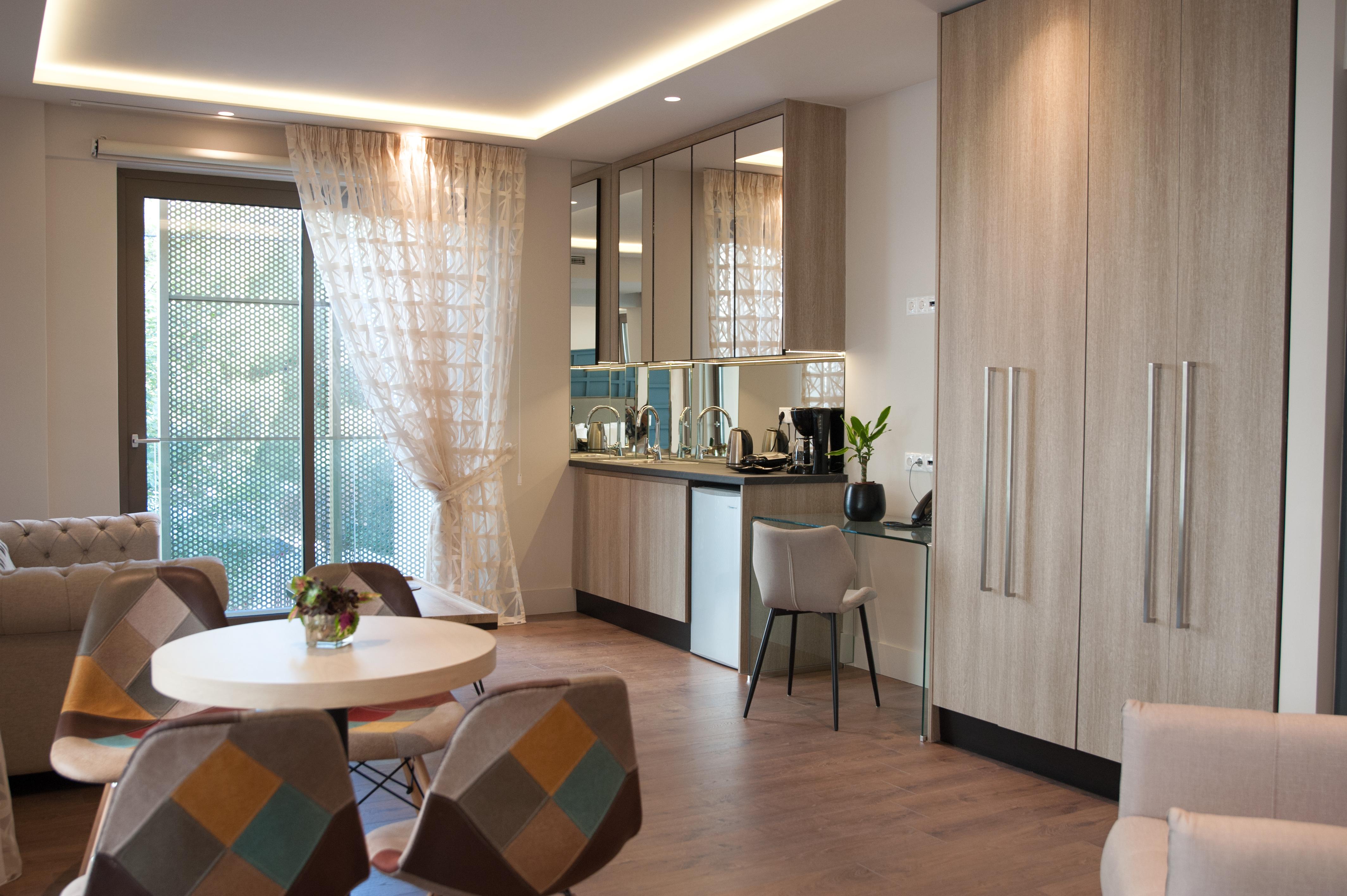 Otel Platinum And 4*